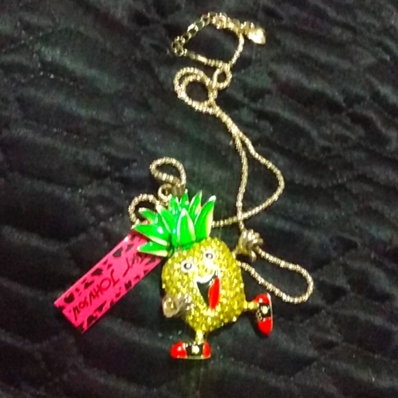 Adorable Betsey Johnson Charm Chains - Picture 1 of 2